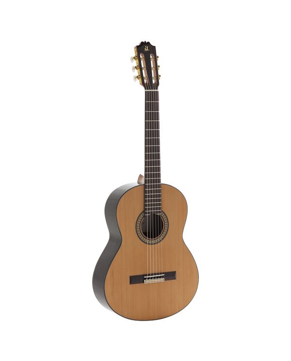 GUITARE CLASSIQUE ADMIRA A4