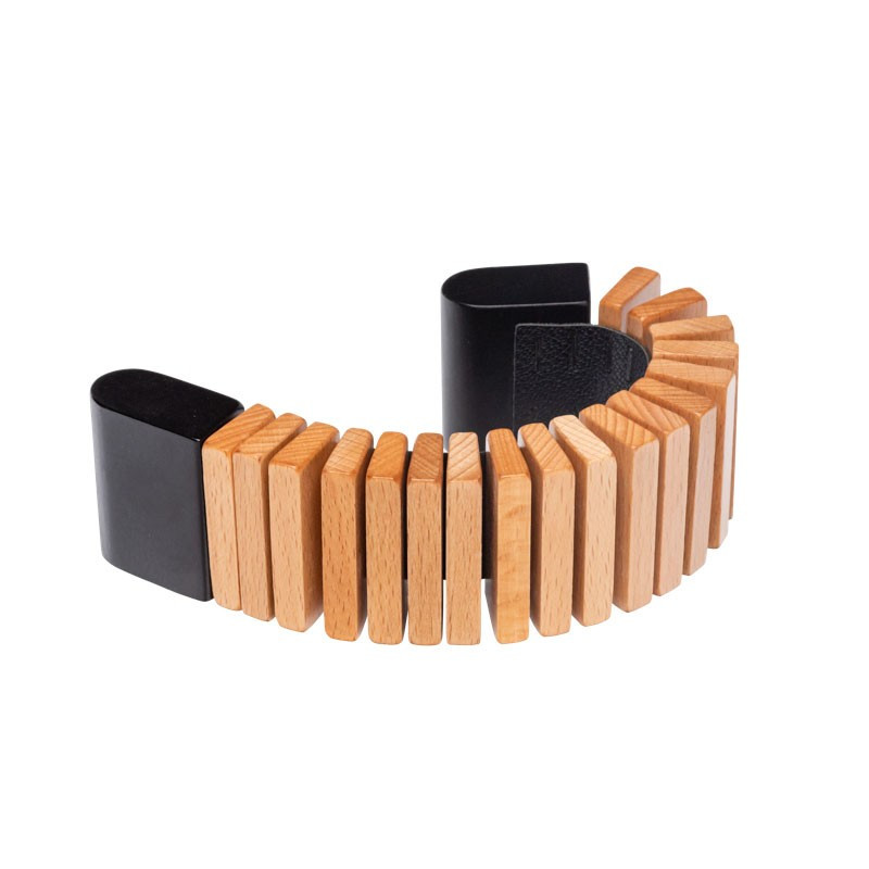 CHENILLE EN BOIS FUZEAU